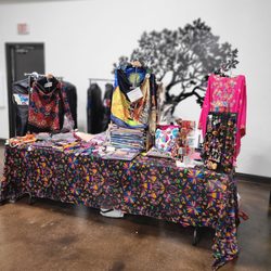 City of Garden Ridge - Clothing items for sale