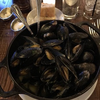 The Smith - Mussels - New American Near Me - Washington, DC, District of Columbia