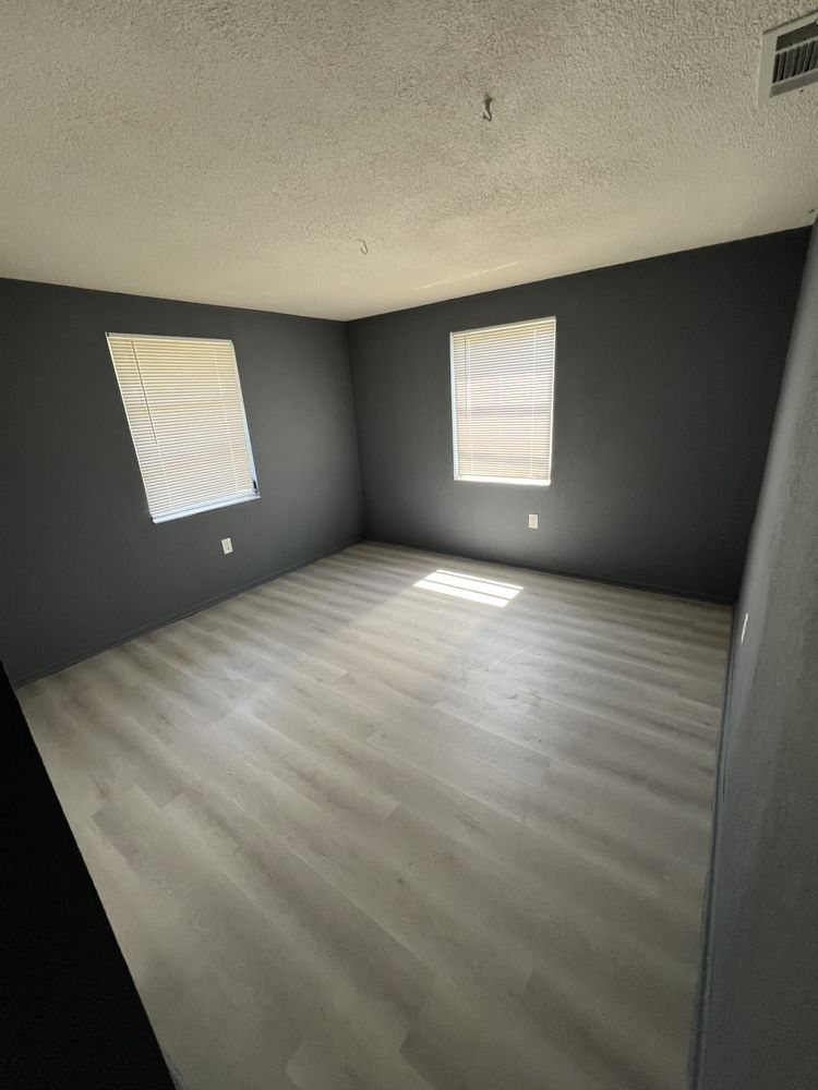 Slide of Elite Painting and Remodeling Services