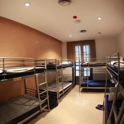 Alternative Creative Youth Hostel - Alternative Creative Youth Home Hostel - Barcelona Hostels