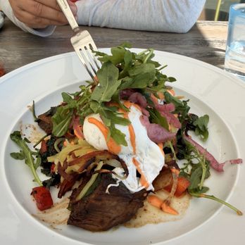 Schooners Monterey - Red Wine Braised Short Rib Hash - Seafood Near Me - Monterey, California Schooners Monterey - Red Wine Braised Short Rib Hash - Seafood Near Me - Monterey, California