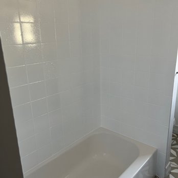 Always Refinishing - After! Shiny and new. Note we only had the tile surround done and kept the bathtub original - Kitchen & Bath Near Me Always Refinishing - After! Shiny and new. Note we only had the tile surround done and kept the bathtub original - Kitchen & Bath Near Me