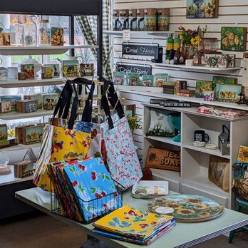Marmalade Mercantile - Oilcloth totes and tablecloths - Home Decor Near Me - Ithaca, New York