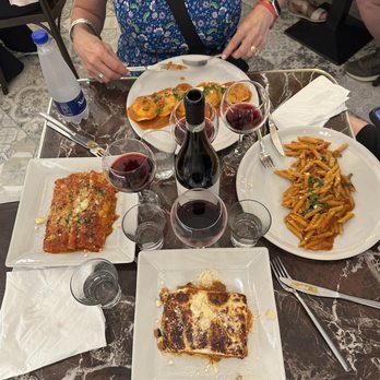 Azz! - Ravioli, penne, lasagna, and cannelloni - Italian Near Me - Sorrento, NA