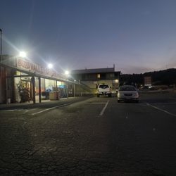 Valley Center Foods - Outside