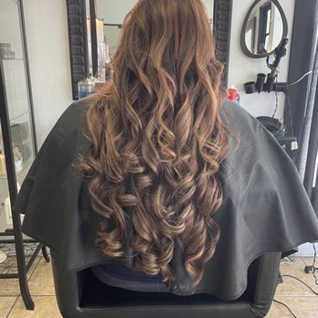 Linda's Hair Design - Hair Salons Near Me - San Jose, California Linda's Hair Design - Hair Salons Near Me - San Jose, California