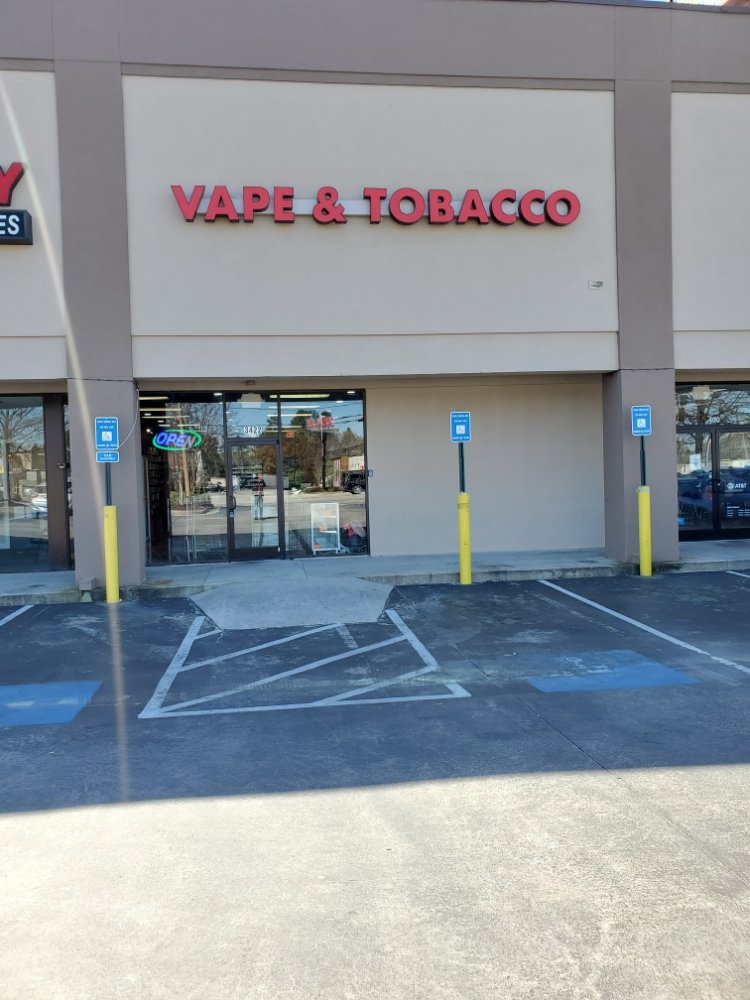 I VAPOR & TOBACCO Updated October 2024 16 Photos 3422 Wrightsboro