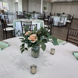 Twelve Oaks Mansion - Table decor
