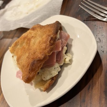 Galleria - The best fried Calzone I've ever had in my life - Pizza Near Me - Merrick, New York Galleria - The best fried Calzone I've ever had in my life - Pizza Near Me - Merrick, New York