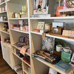 Shop Common Thread