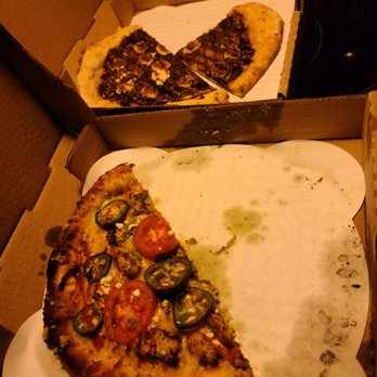 Cascadia Pizza - Little dessert pizza and "The duke" ...WOW - Food Trucks Near Me - Enumclaw, Washington