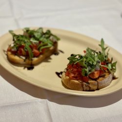 La Cucina Italiana di Franco e Gemma - Bruschetta caprese
