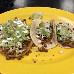 El Pastor Mexican Food - Sopa & two tacos