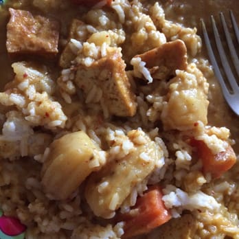 Thai Kruefha - Yellow curry with tofu - no onions or bell peppers - Food Trucks Near Me - Austin, Texas Thai Kruefha - Yellow curry with tofu - no onions or bell peppers - Food Trucks Near Me - Austin, Texas