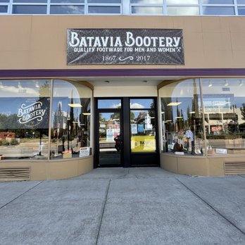 Batavia Bootery - Storefront - Shoe Stores Near Me - Batavia, New York