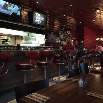 25 Degrees - Bar - Burgers Near Me - Los Angeles, California