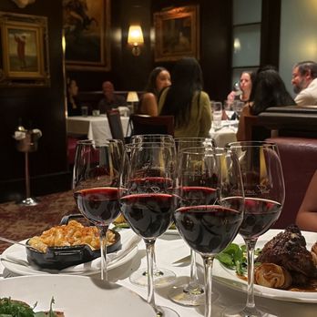 The Capital Grille - Steakhouses Near Me - Miami, Florida