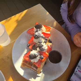 Caffe Central - Coffee & Tea Near Me - Burlingame, California