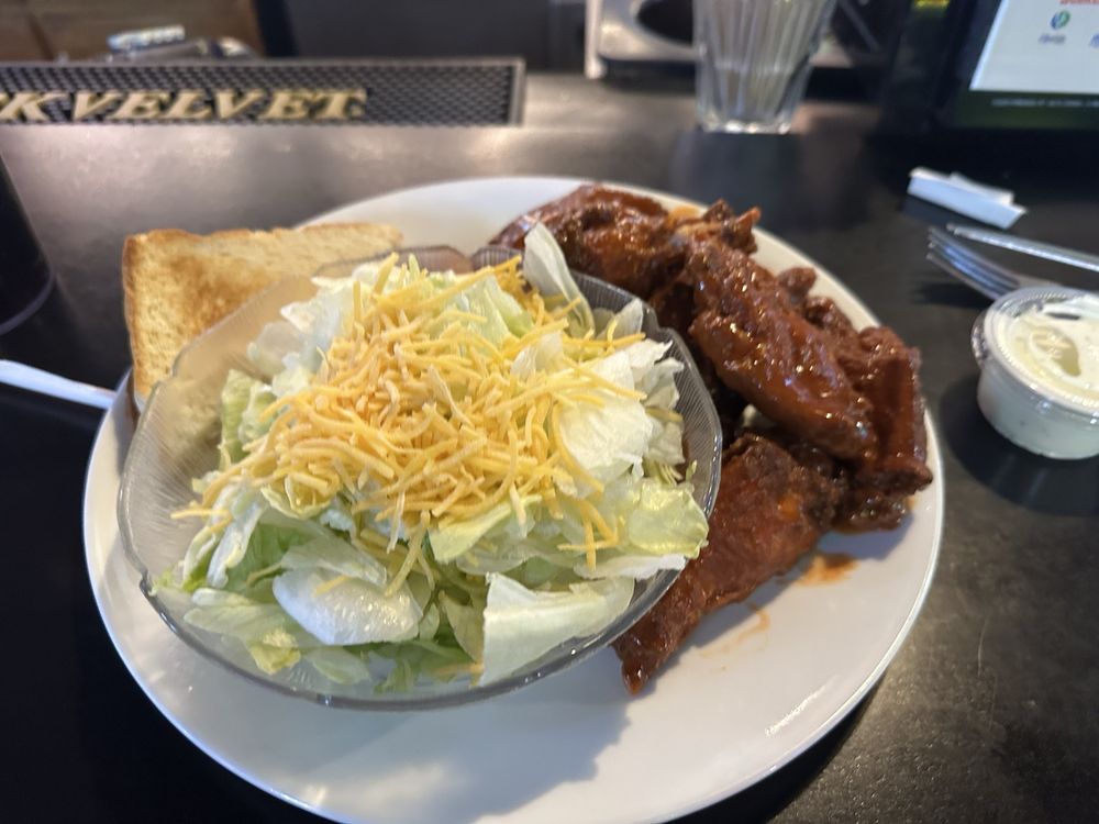 Scoreboard Bar & Grill Logo