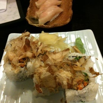 Kanpai - Salmon skin roll - Sushi Bars Near Me - Chula Vista, California