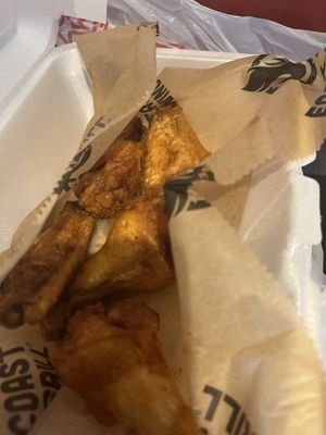 East Coast Wings + Grill by null