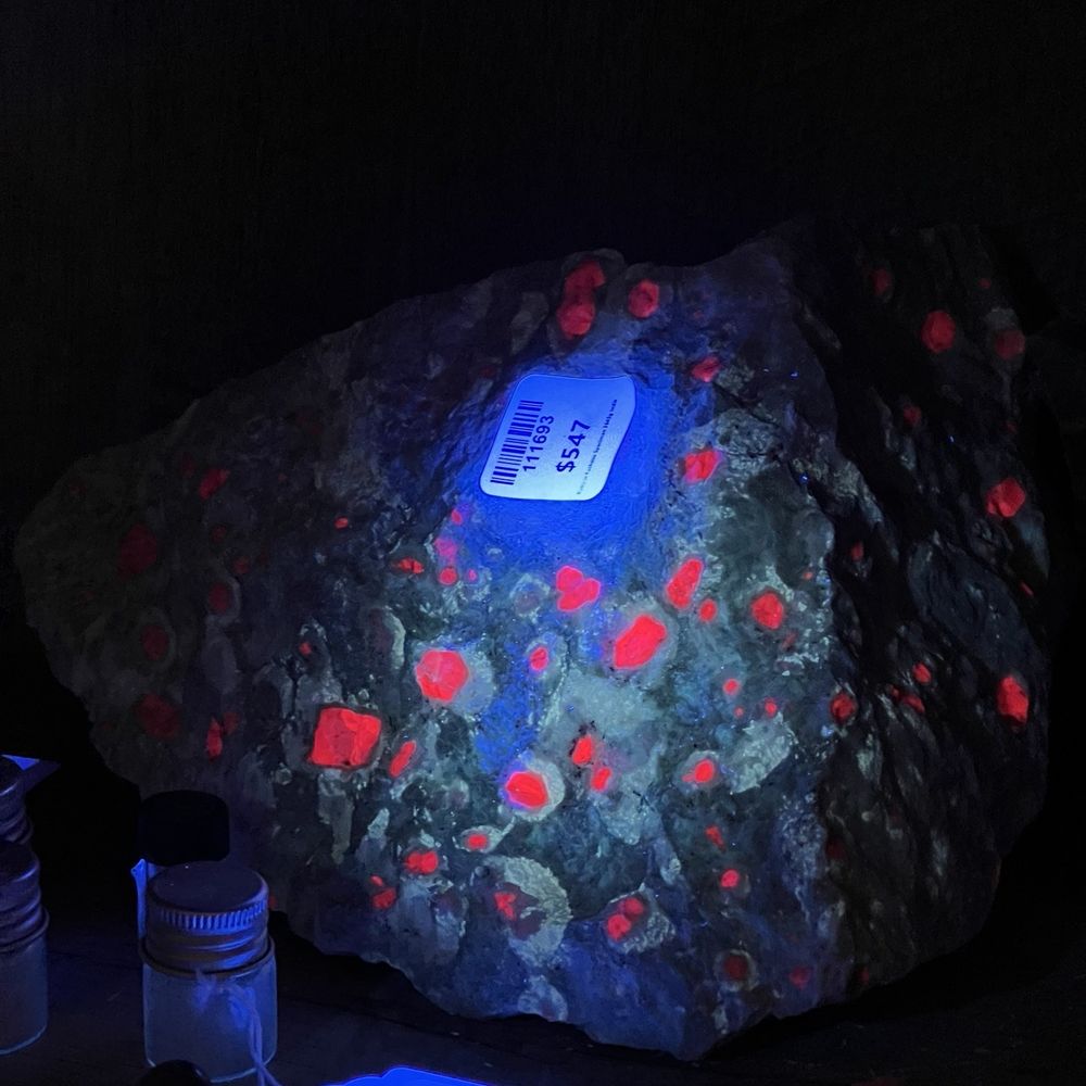 Miners Rock Shop - Fluorescent Ruby!! - Jewelry Near Me - Tempe, Arizona Miners Rock Shop - Fluorescent Ruby!! - Jewelry Near Me - Tempe, Arizona