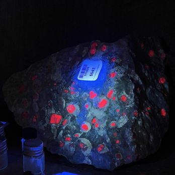 Miners Rock Shop - Fluorescent Ruby!! - Jewelry Near Me - Tempe, Arizona Miners Rock Shop - Fluorescent Ruby!! - Jewelry Near Me - Tempe, Arizona