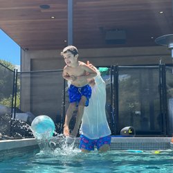 K & K Swimming