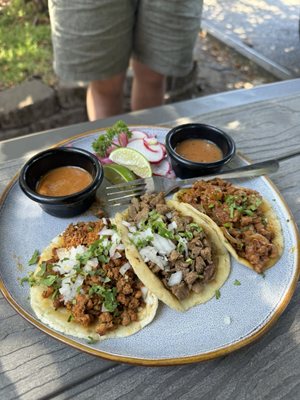 Tacos El Lago by null