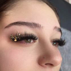 Zoe's Lash Bar & Spa