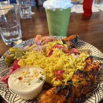Habibi Grill - Shish Tawook and Lemon Mint smoothie - Cafes Near Me - Columbus, Ohio Habibi Grill - Shish Tawook and Lemon Mint smoothie - Cafes Near Me - Columbus, Ohio