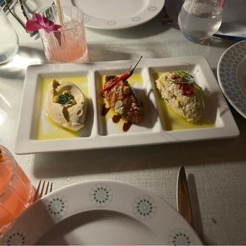 Amal - Sampler dips and hummus - Lebanese Near Me - Miami, Florida