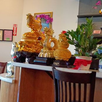 Yada Thai Cuisine - Decorative counter - Thai Near Me - Fair Oaks, California Yada Thai Cuisine - Decorative counter - Thai Near Me - Fair Oaks, California