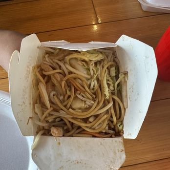 Dragon Diner - Pork Chow Mein - Chinese Near Me - Salt Lake City, Utah