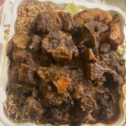 Golden Krust Caribbean Restaurant