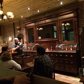 Evan Williams Bourbon Experience - Tasting room. Great tables for bourbon tasting! - Tours Near Me - Louisville, Kentucky Evan Williams Bourbon Experience - Tasting room. Great tables for bourbon tasting! - Tours Near Me - Louisville, Kentucky