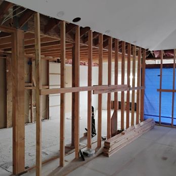 San Mina Engineering - Temporary walls up before new beam installation - Structural Engineers Near Me - Laguna Hills, California San Mina Engineering - Temporary walls up before new beam installation - Structural Engineers Near Me - Laguna Hills, California