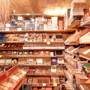 Belle Meade Premium Cigar - Humidor - Tobacco Shops Near Me - Nashville, Tennessee