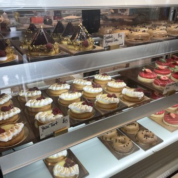 Tanaka - Beautiful pastries on shelf - Sandwiches Near Me - Portland, Oregon