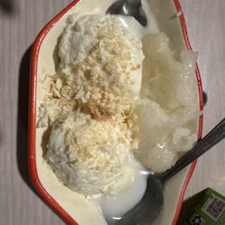 Thai Kitchen - Sticky rice with ice cream