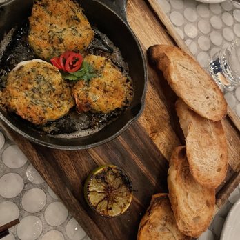 BiXi Beer - Shrimp scampi - Asian Fusion Near Me - Chicago, Illinois