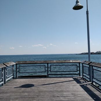 Cummings Park - End of the fishing pier - Parks Near Me - Stamford, Connecticut Cummings Park - End of the fishing pier - Parks Near Me - Stamford, Connecticut