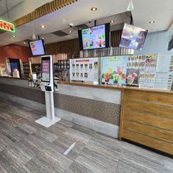 Freezing Thai Rolled Ice Cream - Ordering counter