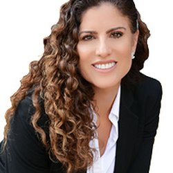 Quality Escrow - Meet our Bilingual Sales Executive, Gabriella Mastrobattista