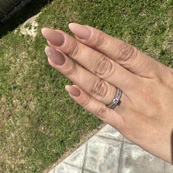 Oasis Nail & Spa - Full set - Nail Salons Near Me - San Bernardino, California