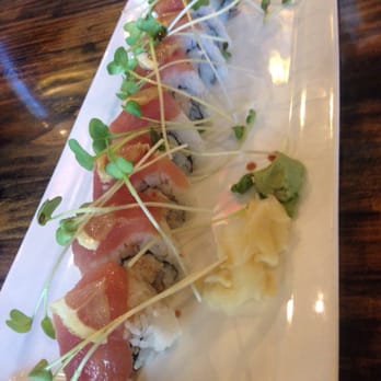 Yataimura Maru - Oregon Roll- Krab salad and cucumber topped with albacore, ponzu, and thin-sliced lemon. ($9) - Sushi Bars Near Me - Portland, Oregon Yataimura Maru - Oregon Roll- Krab salad and cucumber topped with albacore, ponzu, and thin-sliced lemon. ($9) - Sushi Bars Near Me - Portland, Oregon