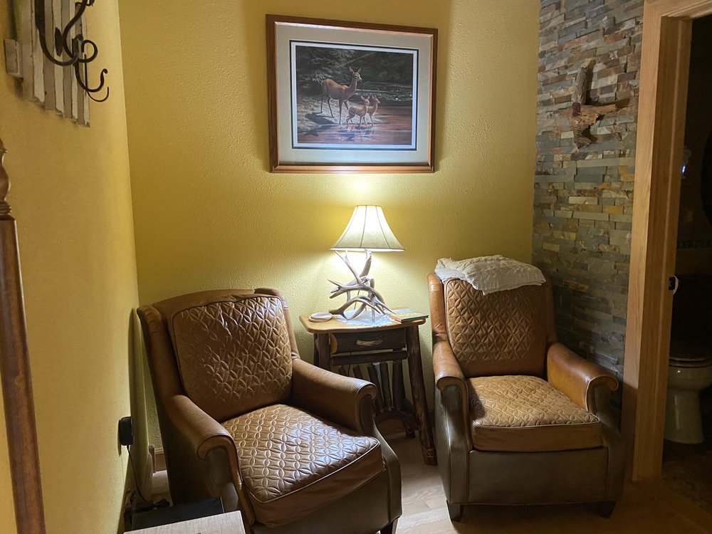 HIDDEN SERENITY BED & BREAKFAST 57 Photos & 16 Reviews Bed