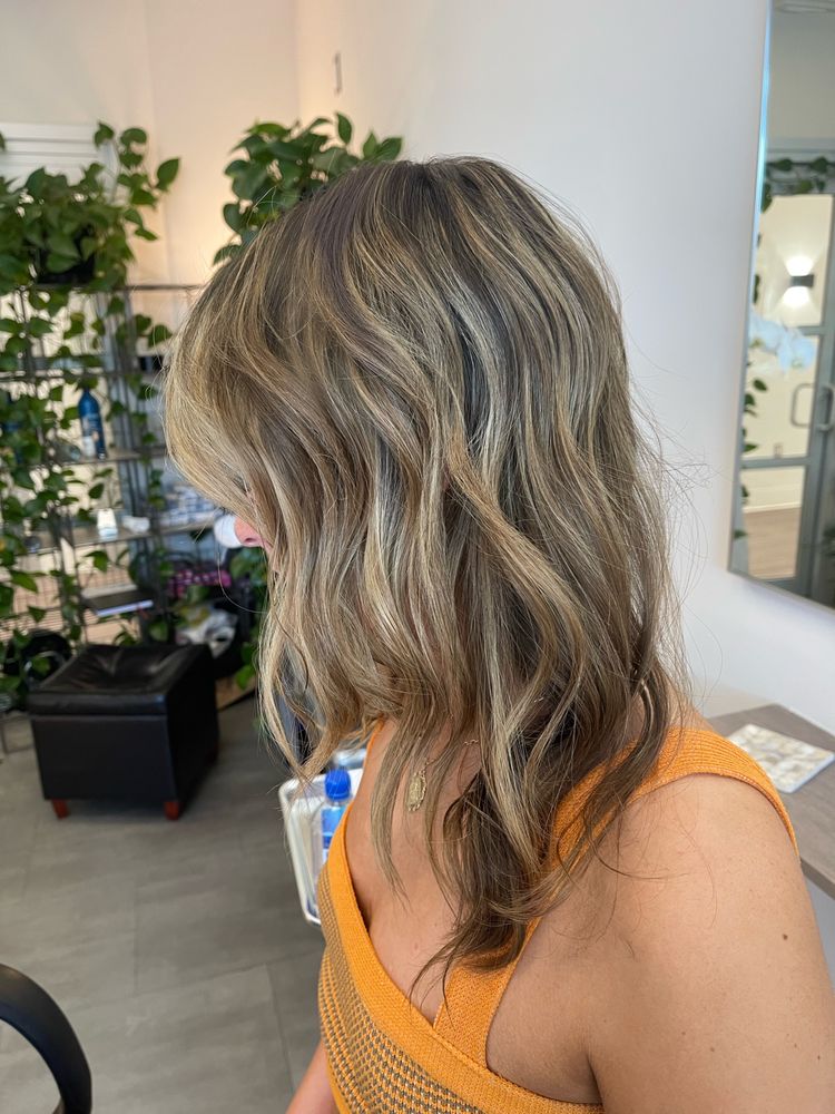 DARWIN BROWN SALON Updated September 2024 55 Photos & 38 Reviews