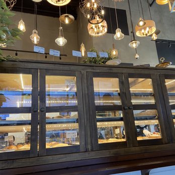 Chateau De Chantilly Cafe - Bread center stage! - Bakeries Near Me - Chantilly, Virginia