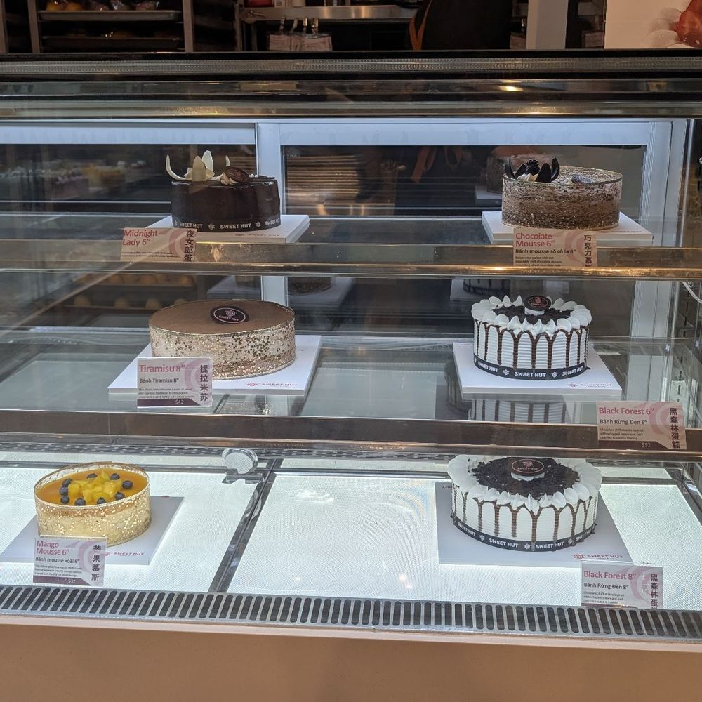 Sweet Hut - Bakeries Near Me - Garland, Texas